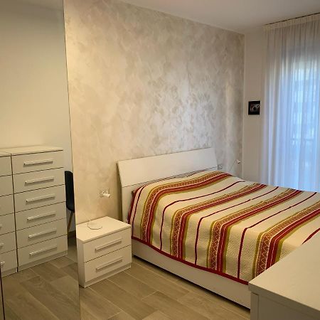 Trilocale In Zona Bocconi/Navigli Apartment มิลาน ภายนอก รูปภาพ