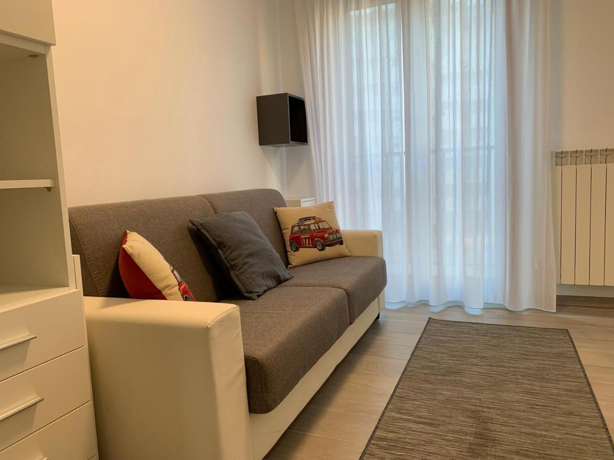 Trilocale In Zona Bocconi/Navigli Apartment มิลาน ภายนอก รูปภาพ