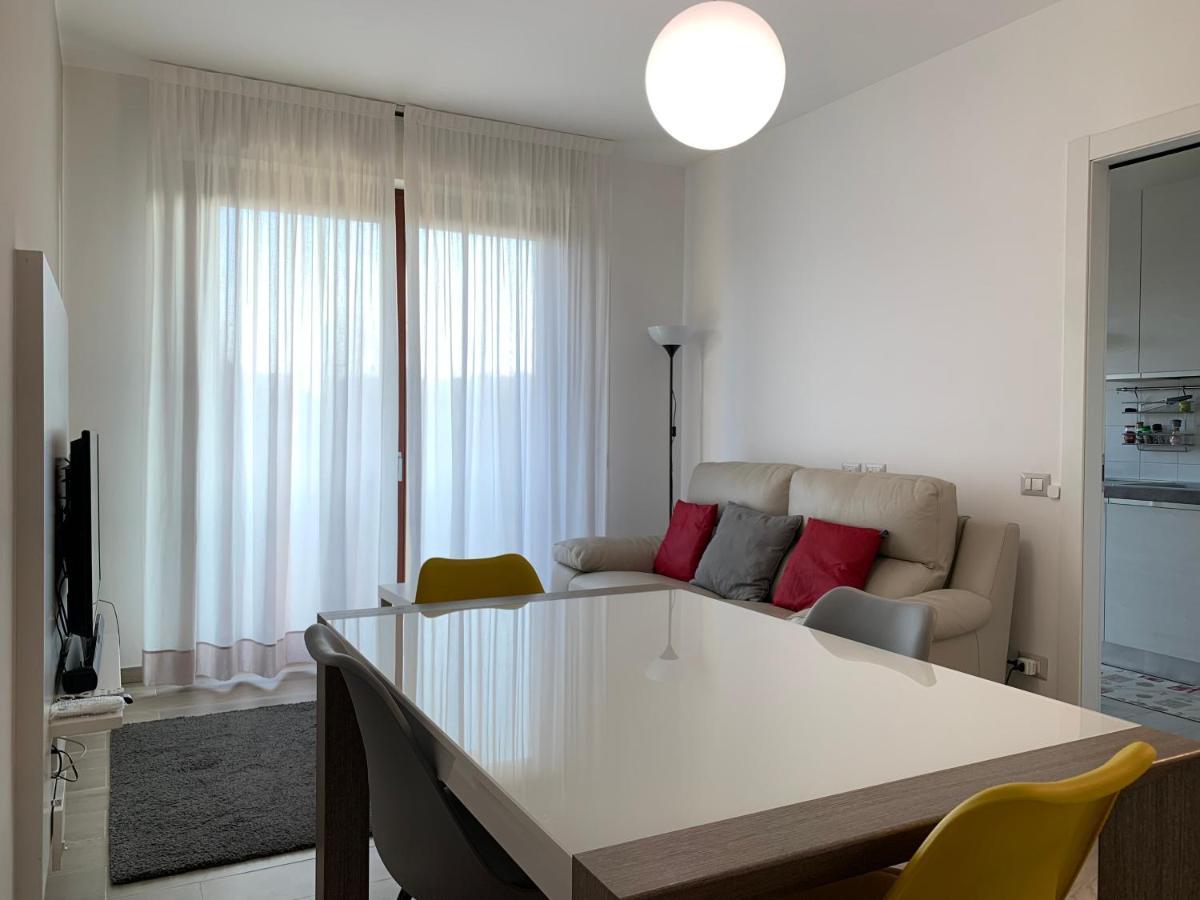Trilocale In Zona Bocconi/Navigli Apartment มิลาน ภายนอก รูปภาพ