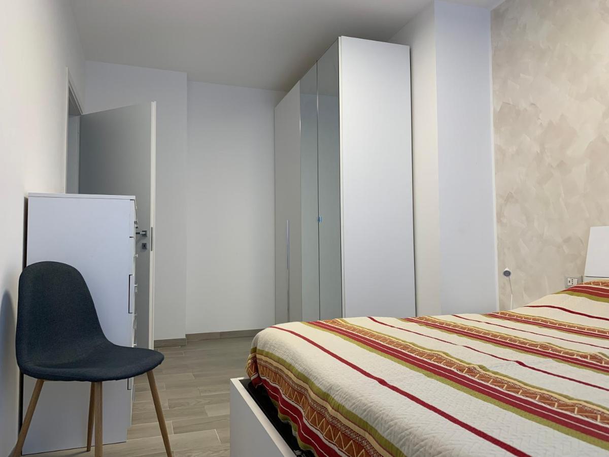 Trilocale In Zona Bocconi/Navigli Apartment มิลาน ภายนอก รูปภาพ