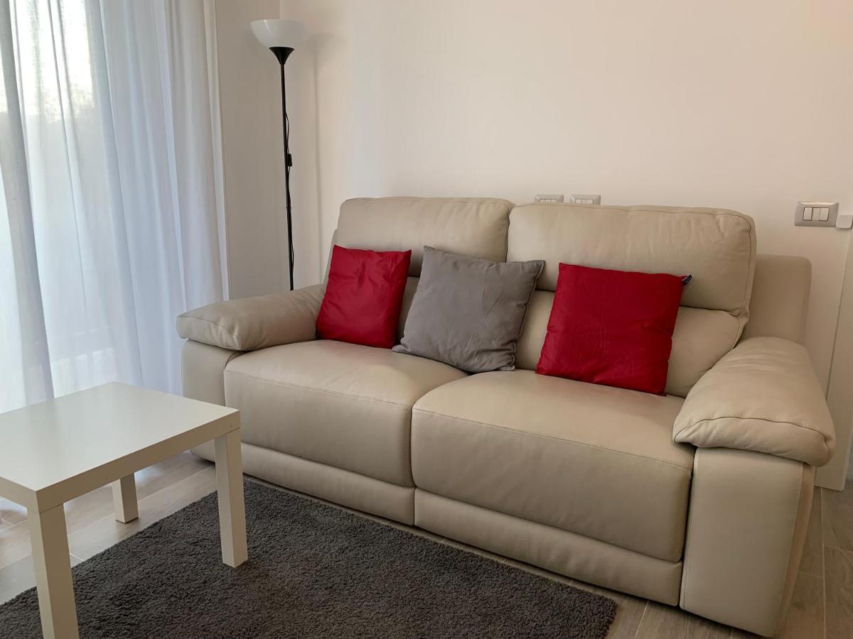 Trilocale In Zona Bocconi/Navigli Apartment มิลาน ภายนอก รูปภาพ